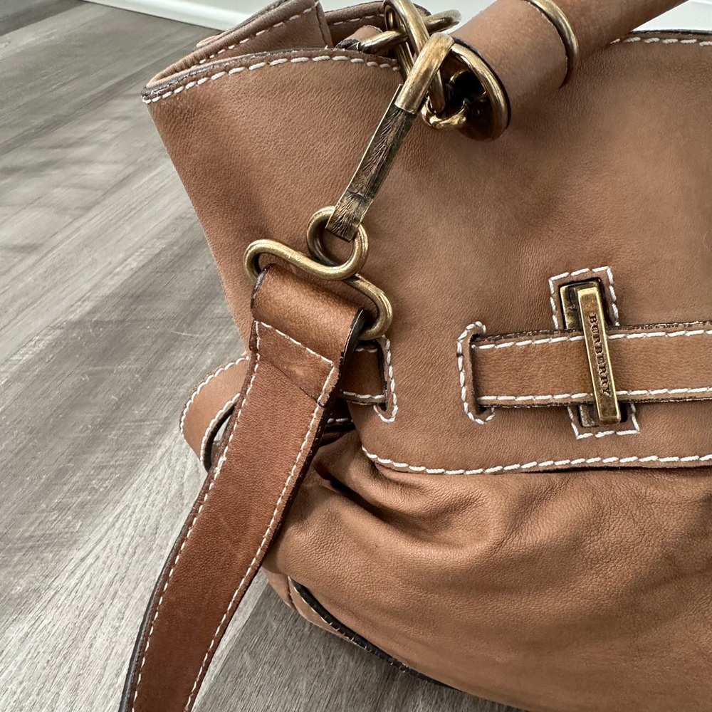 Burberry Tan Leather Tote Bag - Picture 8 of 12